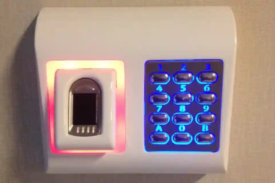 Door Access Control Systems Dubai
